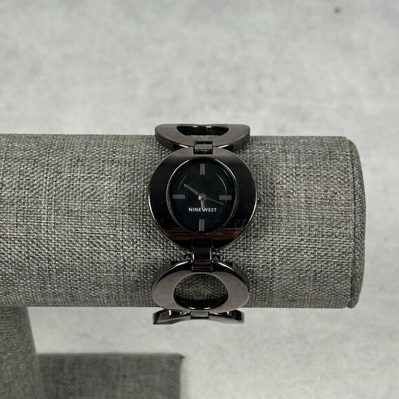 Nine West Accessories - Nine West Watch Womens 30mm Gray Round Chunky Link Band 7.5" New Battery